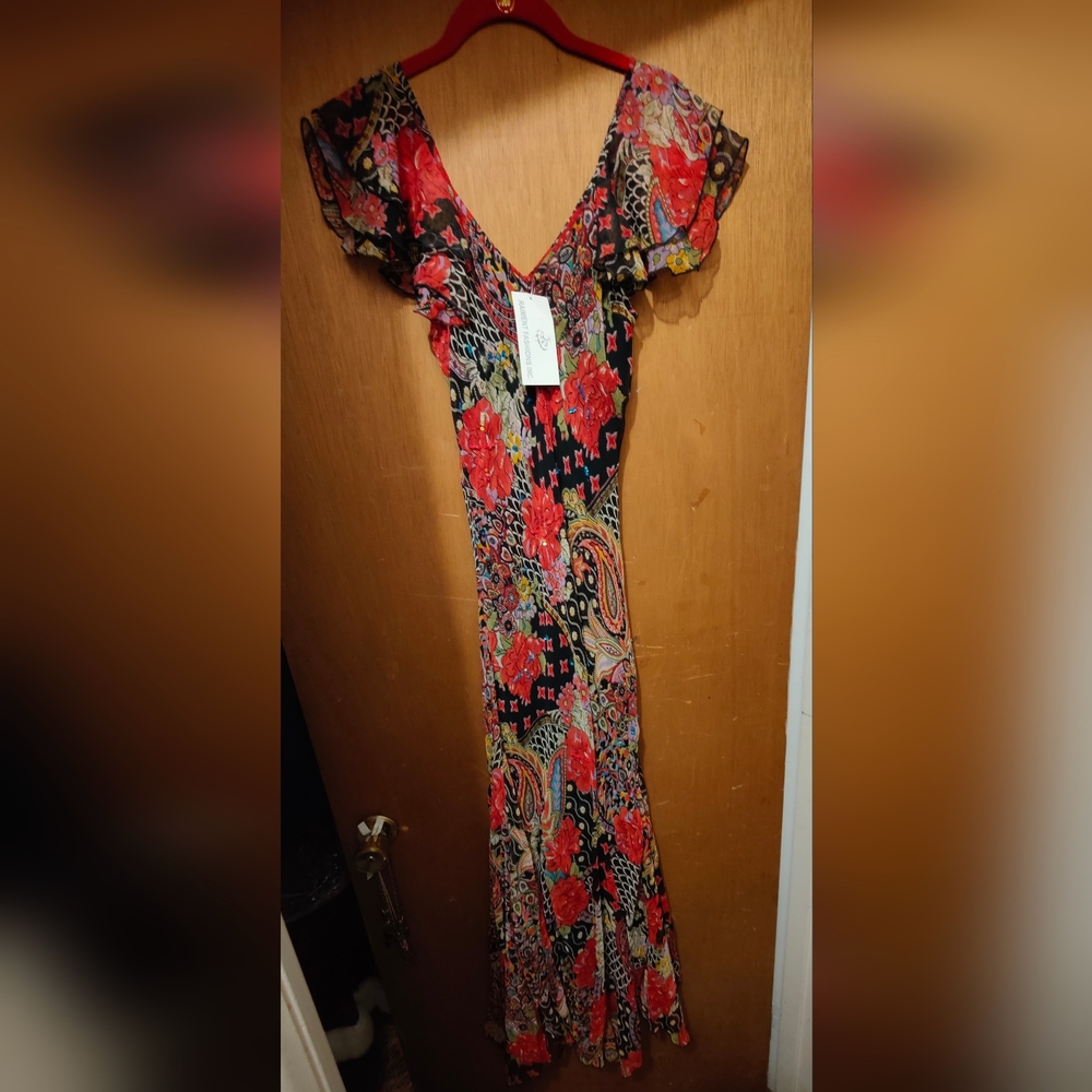 Vibrant Floral Maxi Dress with Ruffle Sleeves